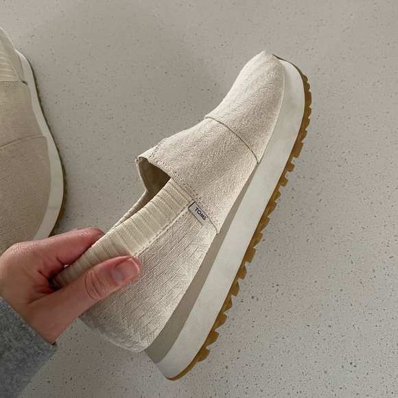 Toms Diamond Weave slip on sneakers size 7.5 - Picture 6 of 9